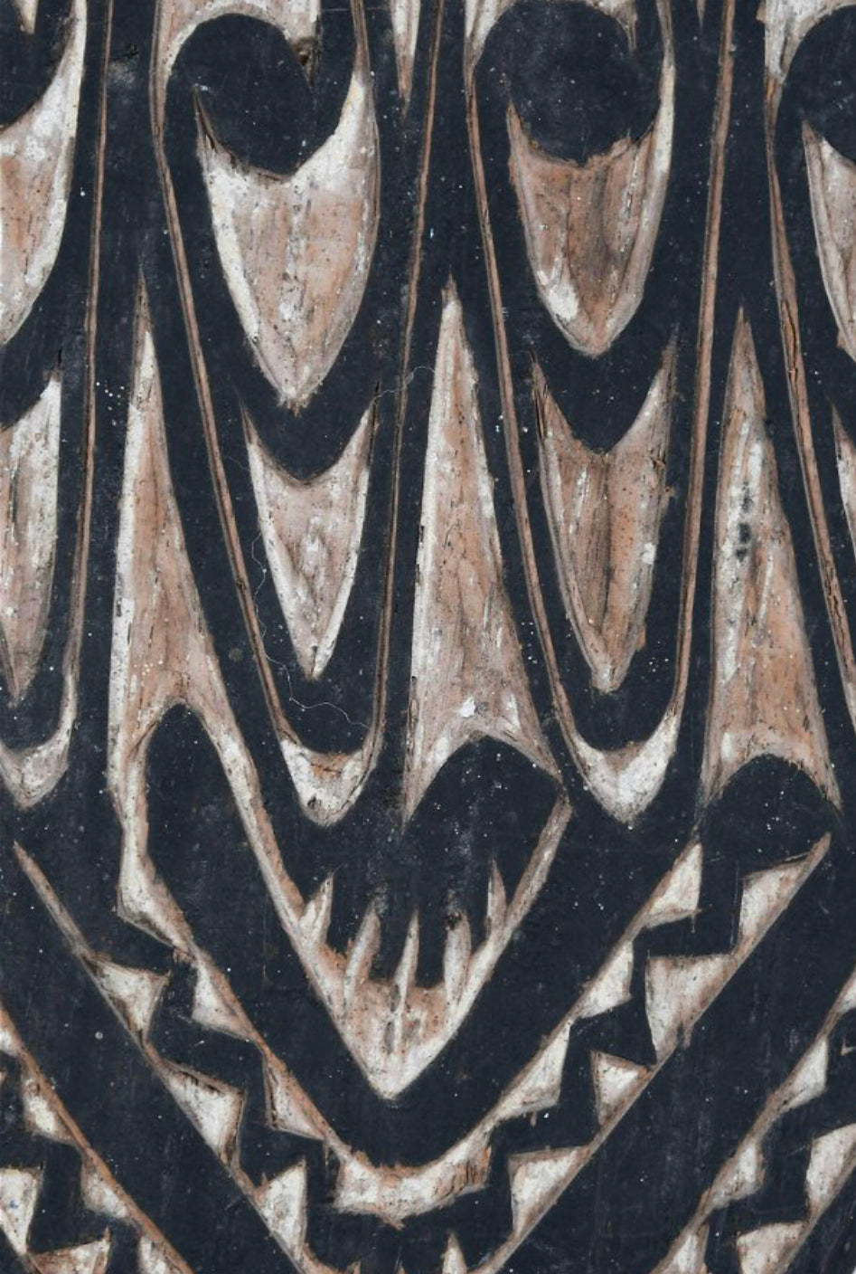 Carved Sago Platter, PNG