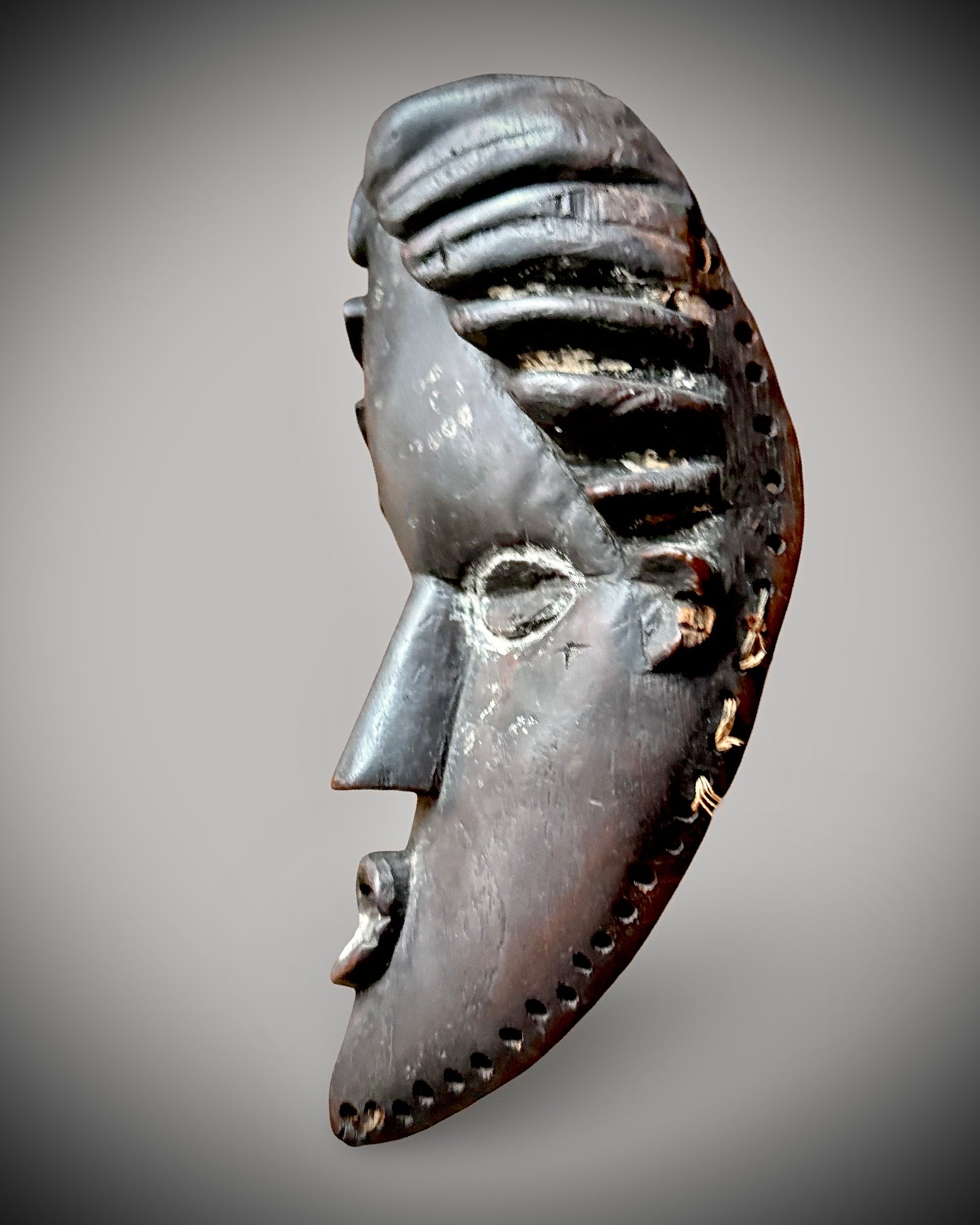 Superb Bassa Mask