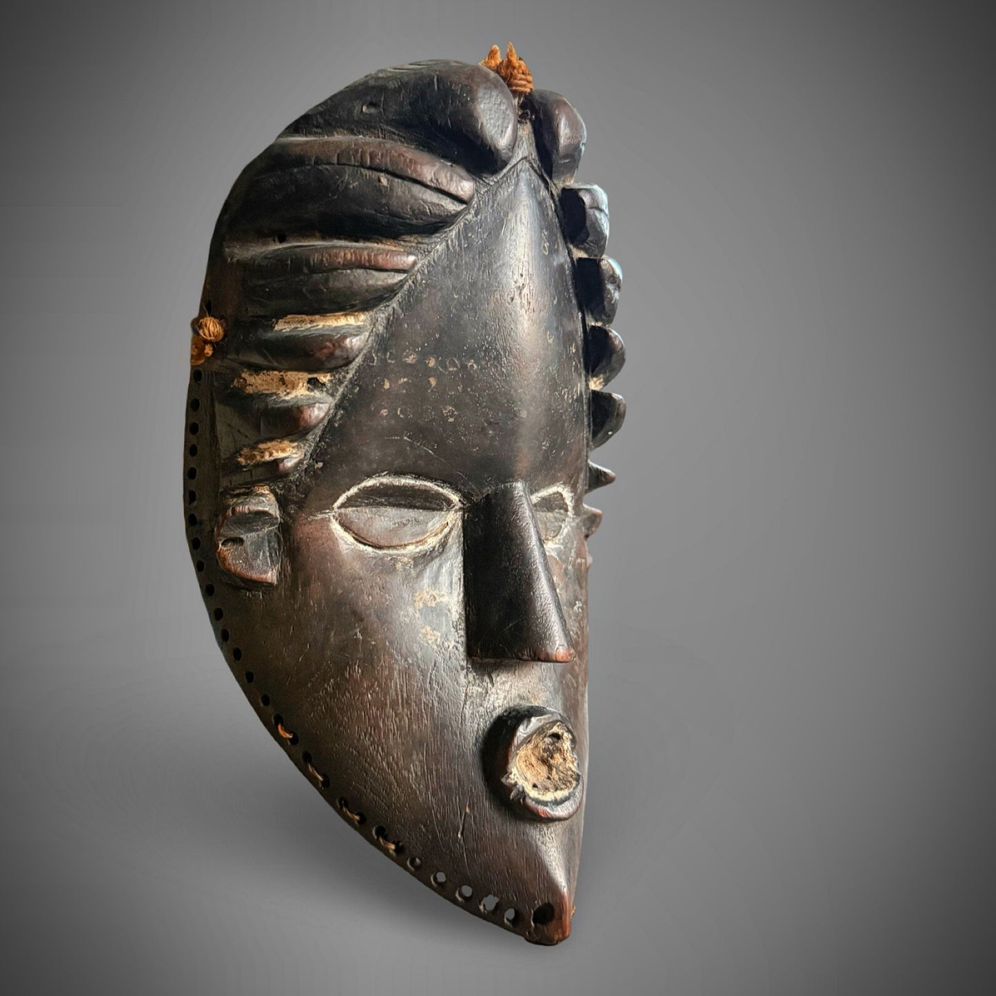 Superb Bassa Mask